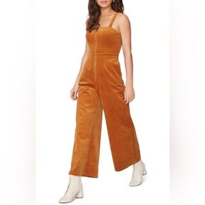 European Adventure Wide Leg Jumpsuit
LOST + WANDER